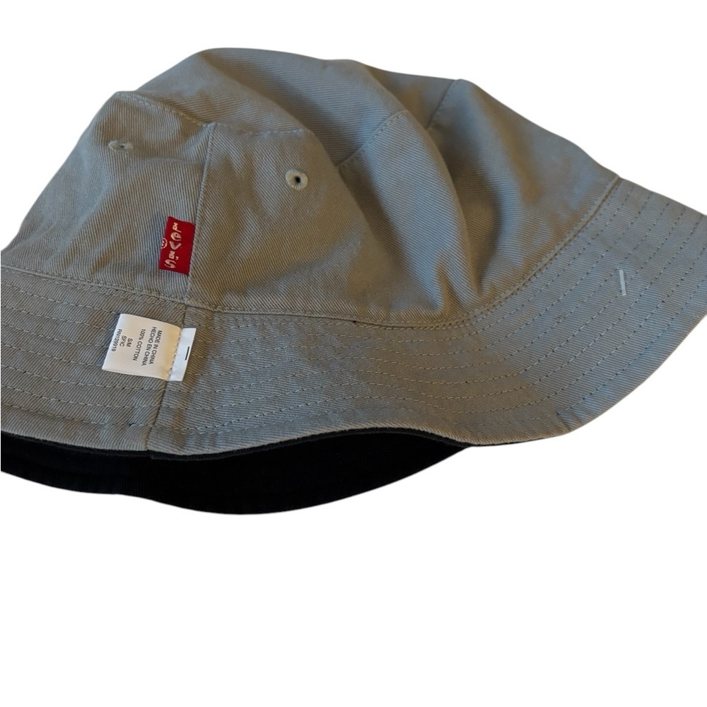 Levi’s Classic reversible bucket hat Gray/Black Measures 22” around. Small/Med - Picture 3 of 9